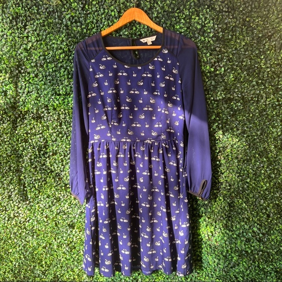 Yumi Kim Dresses & Skirts - Yumi Swan Long Sleeve Dress Navy Blue